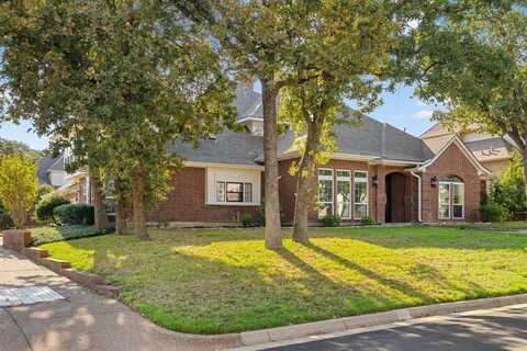 2103 Bay Club Drive, Arlington, TX 76013