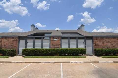 642 Bellaire Drive, Hurst, TX 76053