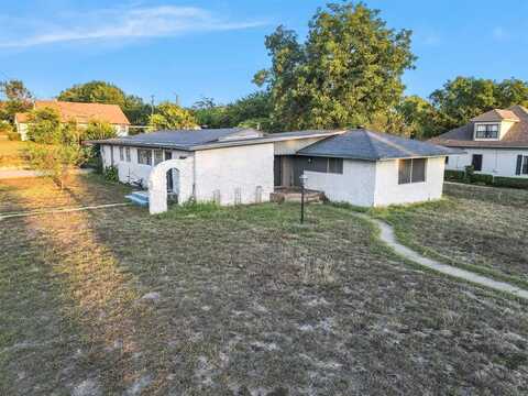 1101 S Trinity Street, Decatur, TX 76234