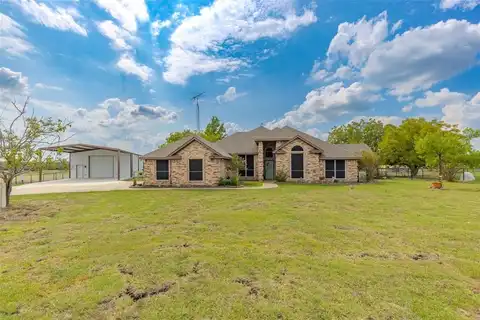 2042 County Road 1072, Greenville, TX 75401