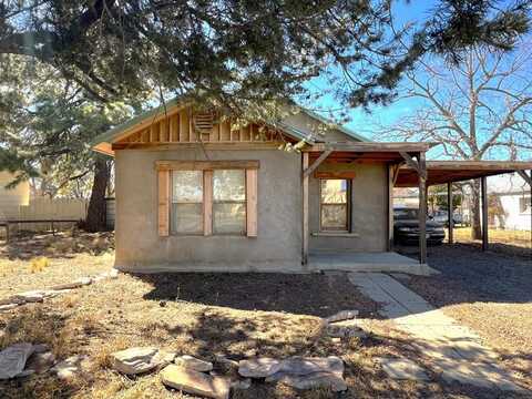 303 S 8th St, Alpine, TX 79830