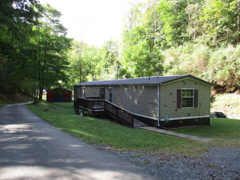 4450 Duck Run Rd, Glenville, WV 26351