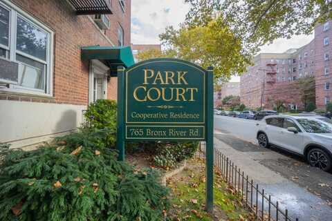 765 Bronx River Rd, Yonkers, NY 10708