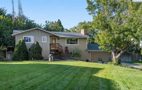 4306 S Sharron Ct., Kennewick, WA 99337