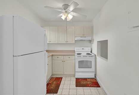 2800 N Pine Island Rd, Sunrise, FL 33322