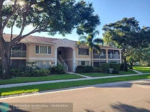 13851 Oneida Dr, Delray Beach, FL 33446