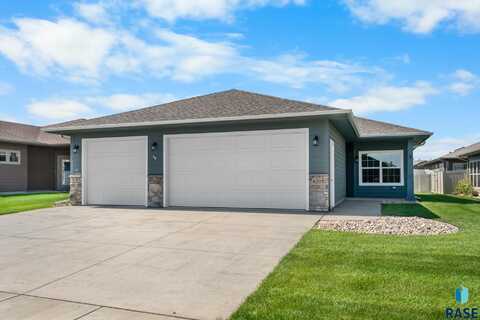 6205 Canyon Springs Ave, Sioux Falls, SD 57108