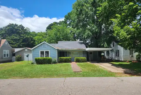 307 Hayes Street, Clarksville, AR 72830