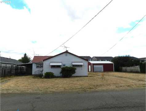 207 LOLA ST, Molalla, OR 97038