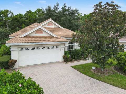 715 SW Saint Vincent Cove, Port Saint Lucie, FL 34986