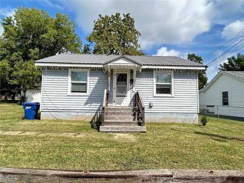 304 W Hunt Street, Salem, MO 65560