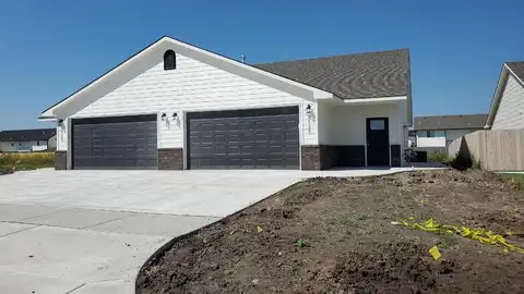 9125 E Chris Ct, Bel Aire, KS 67226