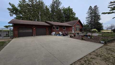 9020 US HIGHWAY 18, Mount Hope, WI 53816