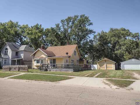 1321 NW Harrison ST, Topeka, KS 66608