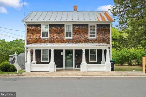 334 W QUEEN STREET, STRASBURG, VA 22657