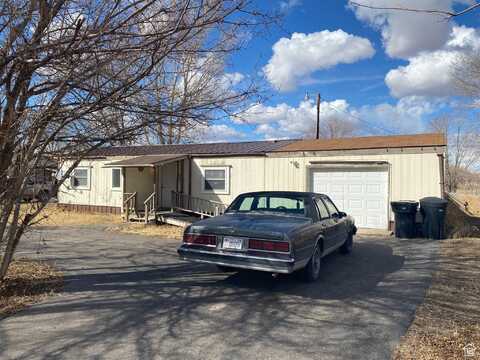 285 E 100, Myton, UT 84052