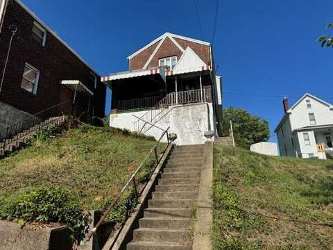 302 Elm St, Clairton, PA 15025