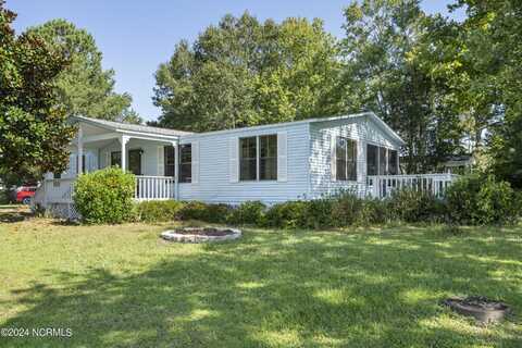 813 Jetty Court, Hampstead, NC 28443