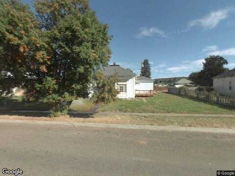 Broadway, GOLDENDALE, WA 98620