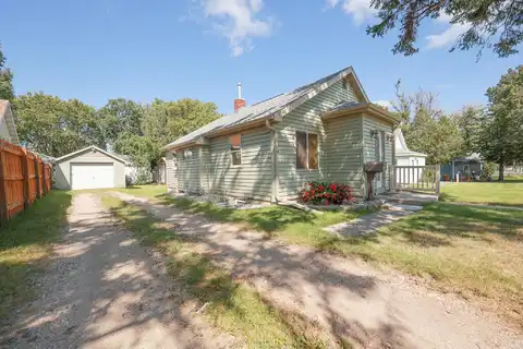 North, DETROIT LAKES, MN 56501