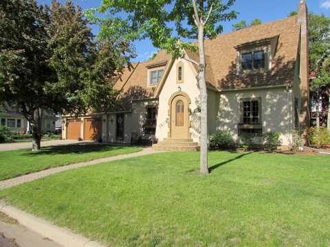 Homewood, FAIRMONT, MN 56031