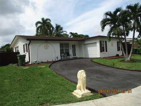 10Th, PEMBROKE PINES, FL 33024