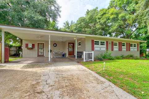 Toby, FRUITLAND PARK, FL 34731