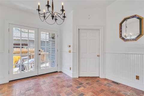 Thornton, ORLANDO, FL 32801
