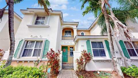 9Th, HOMESTEAD, FL 33033