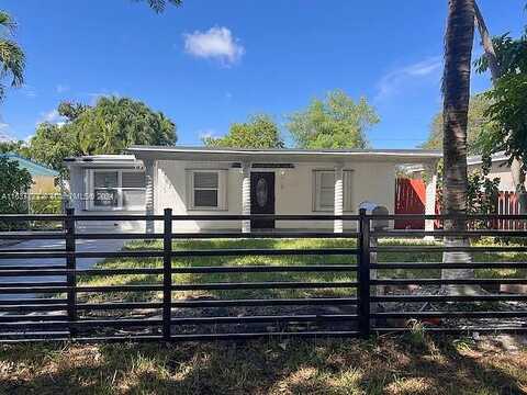 179Th, NORTH MIAMI BEACH, FL 33162