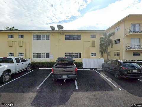 12Th, HALLANDALE BEACH, FL 33009