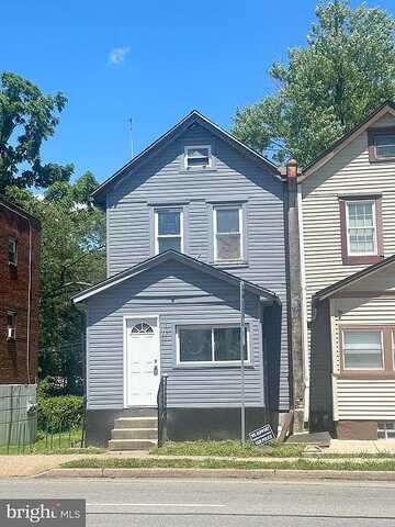 Lincoln Avenue, Prospect Park, PA 19076