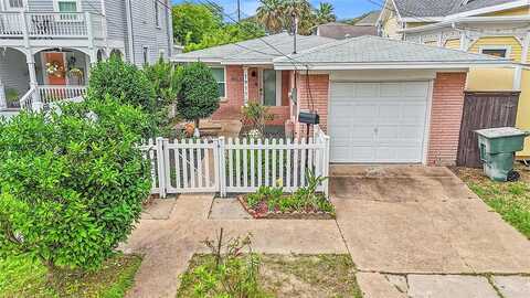 35Th, GALVESTON, TX 77550