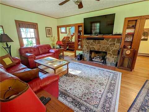 Metz, PARKER, PA 16049