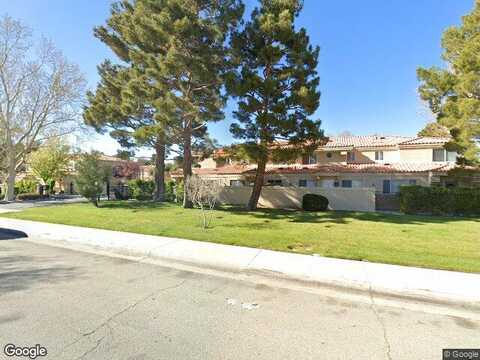 30Th St W, Lancaster, CA 93536