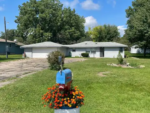 260Th, MARSHALL, MN 56258