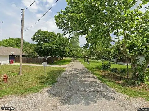 Chapman Rd, Whitewright, TX 75491