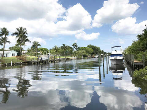 Prosperity Farms, NORTH PALM BEACH, FL 33408