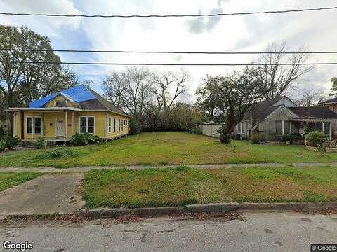 Broadway, BEAUMONT, TX 77702