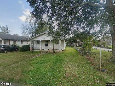 11Th, PORT ARTHUR, TX 77642