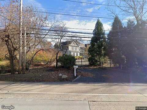 Cold Spring, SYOSSET, NY 11791