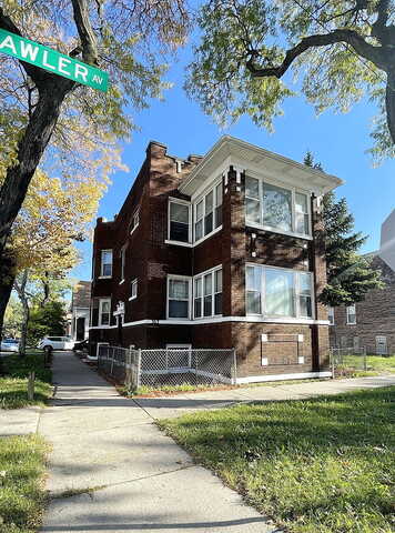 Lawler, CHICAGO, IL 60644