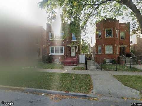 Kingston, CHICAGO, IL 60617