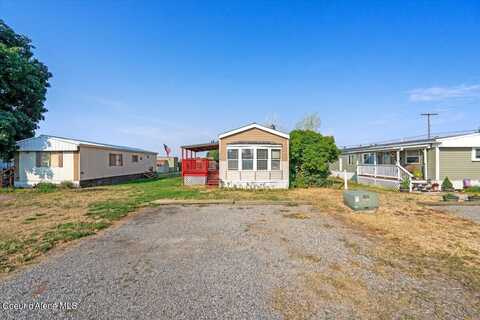 10739 N BENOIT ST, Hayden, ID 83835