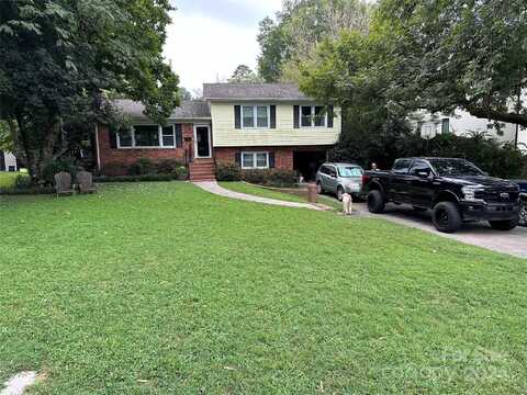 2111 Sharon Avenue, Charlotte, NC 28211