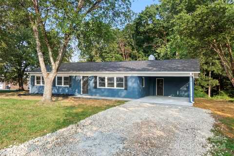 892 Old Mocksville Road, Statesville, NC 28625