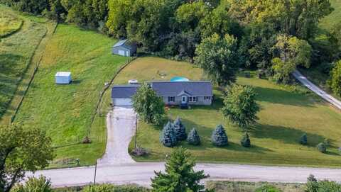 1670 Lucas Drive, Knoxville, IA 50138