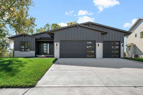 70 NW Wilder Court, Waukee, IA 50263