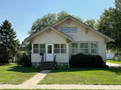 608 W South Street, Winterset, IA 50273