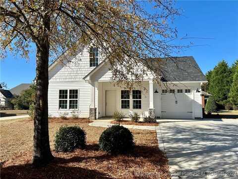 102 Oak Point Circle W, Lumberton, NC 28358